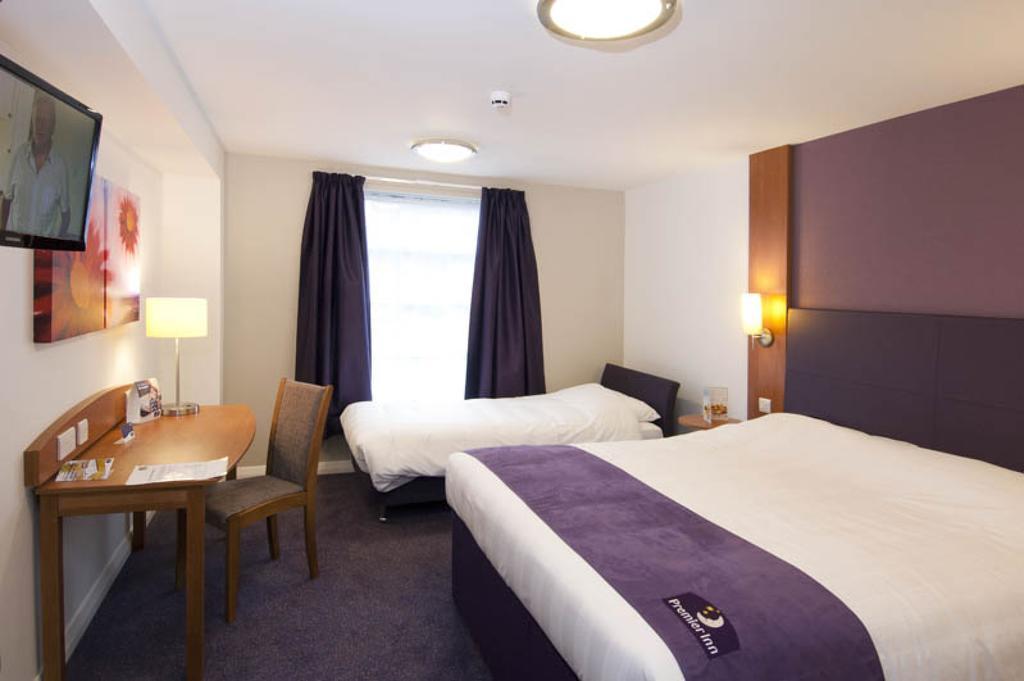Premier Inn Leamington Spa Town Centre Pokoj fotografie